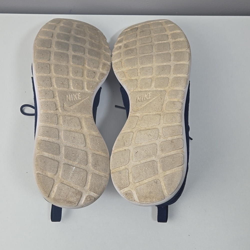 Nike Rosherun Navy Running shoes - Picture 6 of 7